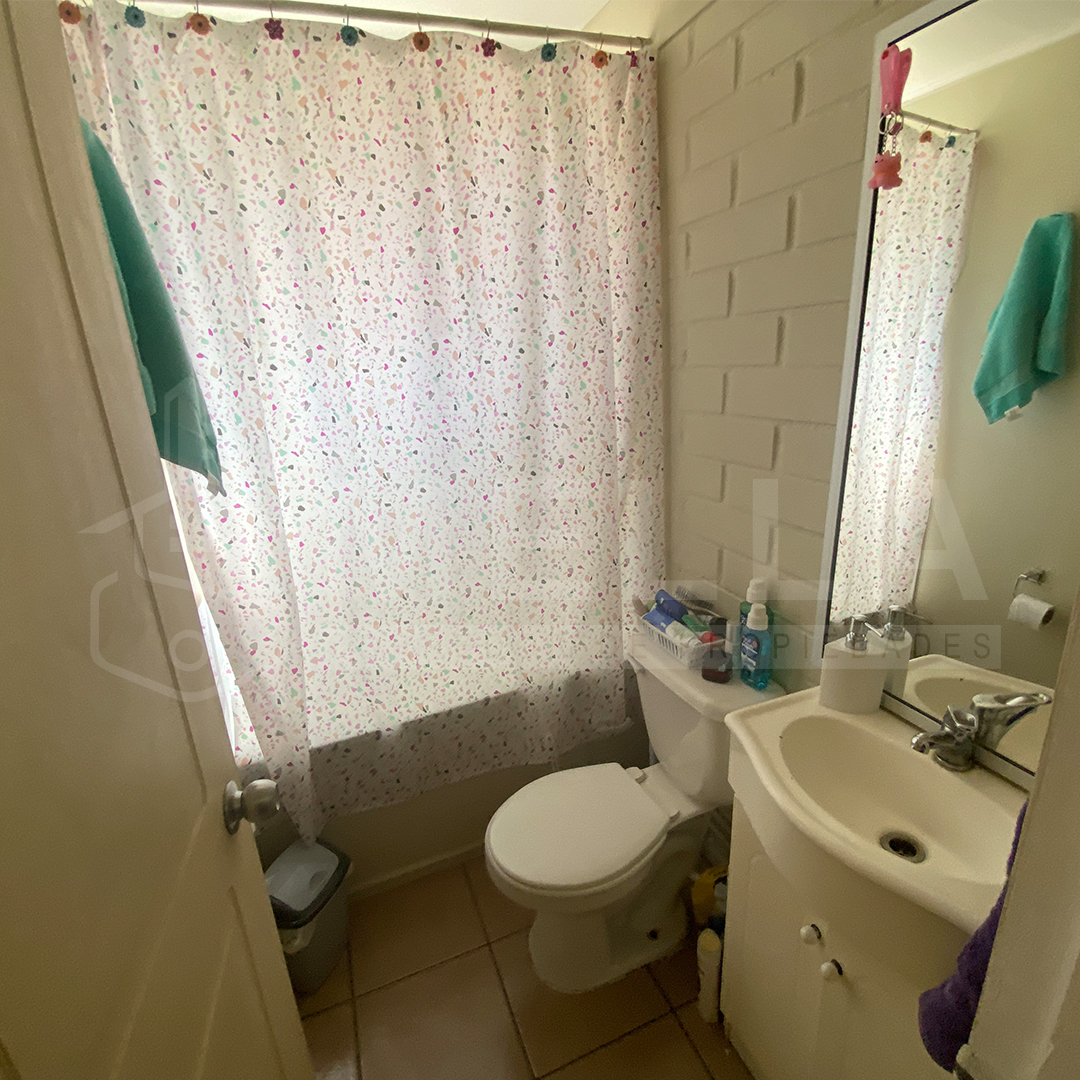 PROPIEDAD EN ARRIENDO AMOBLADO. / Villa Bicentenario/ By Pass de Coronel